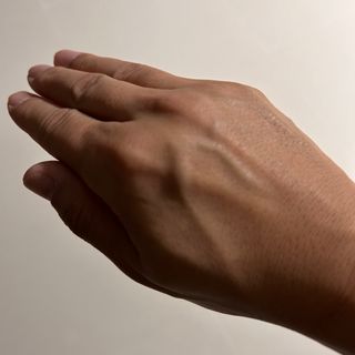 나우 [리브엠] 123억개 엑소좀으로 채운 눈부신 광채, 엑소코어 화이트닝 텐션 앰플 — 5점을 준 리뷰어가 2023년 10월 올린 사용 사진