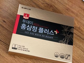 서울약사신협_투데이홍삼정플러스스틱_10g x 30포 — 5점을 준 리뷰어가 2021년 6월 올린 사용 사진