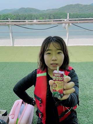 [롯데칠성] 야채듬뿍 더'진한 [롯데칠성] 야채는 이제 COLORFULL! 야채듬뿍  더 진한 레드 4개 +퍼플 4개 (총 8개) — 5점을 준 리뷰어가 2023년 6월 올린 사용 사진