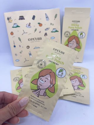 세뚜아(Cettua) 세뚜아 스티키 포어 패치 Cettua Sticky Pore Patch — 5점을 준 리뷰어가 2023년 8월 올린 사용 사진