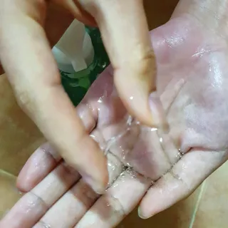 닥터시드 티트리 앤 라임 비건 지성케어 쿨 탈모 샴푸 (1000ml) — 5점을 준 리뷰어가 2023년 12월 올린 사용 사진