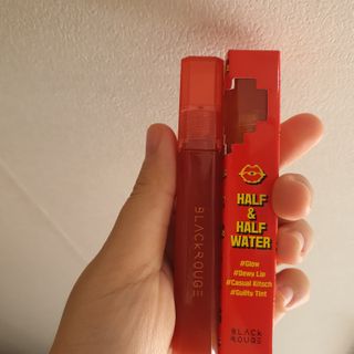 [블랙루즈]하프앤하프틴트 10종 中 택1+랜덤1 — 5점을 준 리뷰어가 2021년 2월 올린 사용 사진