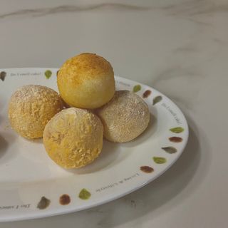 Dog&Ball 독앤볼 [Dog&Ball] 미니찹쌀볼도그 찹쌀치즈볼 — 5점을 준 리뷰어가 2021년 8월 올린 사용 사진