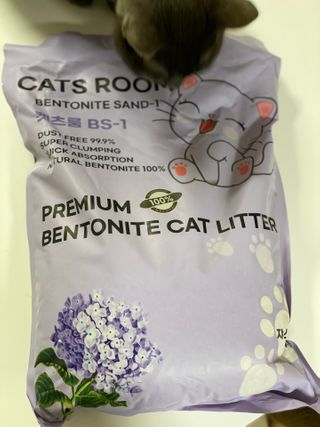 겟플렉스 켓플렉스 캣츠룸BS-1 고양이모래 4kg — 5점을 준 리뷰어가 2020년 12월 올린 사용 사진