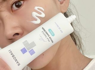 바노바기 코스메틱 바노바기 밀크씨슬 리페어 시카 폼 클렌저 플러스 120ml + 선스크린 플러스 50ml — 5점을 준 리뷰어가 2023년 7월 올린 사용 사진
