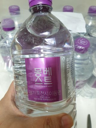 몽베스트 MONTBEST 1L 12입 — 5점을 준 리뷰어가 2022년 3월 올린 사용 사진