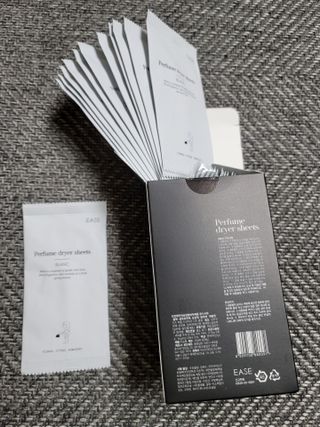 [이즈라이프코스메틱] 퍼퓸 드라이어 시트 히노끼향  or 블랑향 2중 택1 30매 — 5점을 준 리뷰어가 2021년 6월 올린 사용 사진