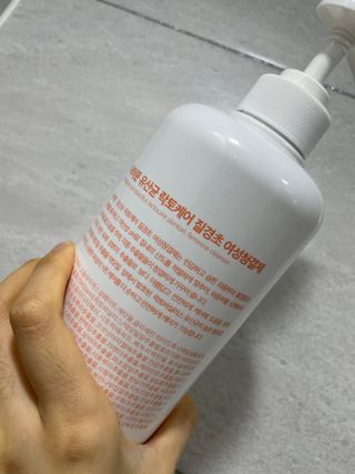 프리[닥터문] 유산균 락토케어 질경초 여성청결제 1000ml (젤타입) — 5점을 준 리뷰어가 2022년 6월 올린 사용 사진