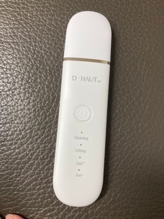 디하우트 랩 4 in 1 갈바닉 아쿠아 워터 필링기 스킨스크러버 — 5점을 준 리뷰어가 2021년 11월 올린 사용 사진