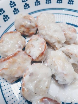 굽네몰 [굽네] 소스가 맛있는 닭가슴살 한입 볼 2종 8팩 — 5점을 준 리뷰어가 2021년 3월 올린 사용 사진