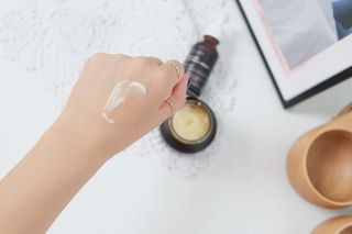 마리엔메이  이데베논 블랙베리 보습 크림 + 세럼 — 4점을 준 리뷰어가 2021년 10월 올린 사용 사진
