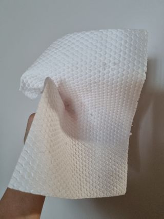 부직포나라 중금속유해물질ZERO 뜯어쓰는 주방 일회용수세미 60매 2매 — 3점을 준 리뷰어가 2022년 10월 올린 사용 사진