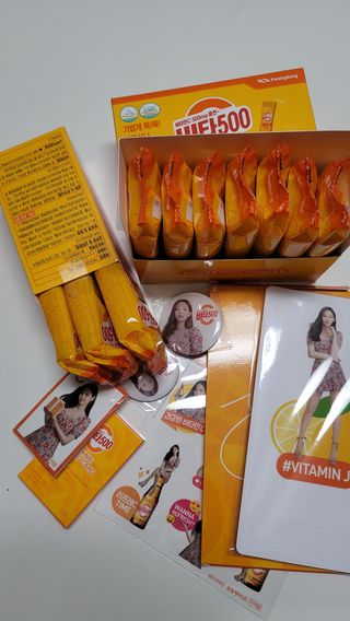 [광동제약] 비타500데일리스틱70포&굿즈3종 — 5점을 준 리뷰어가 2021년 10월 올린 사용 사진