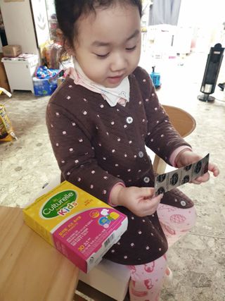 컬처렐 LGG 어린이 유산균 키즈츄어블 1개월분 — 5점을 준 리뷰어가 2021년 1월 올린 사용 사진