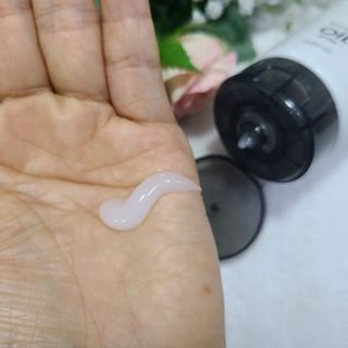 [갸스비] 곱슬 머리부터 파마까지 남자의 컬을 위한 갸스비 컬크림 — 5점을 준 리뷰어가 2021년 5월 올린 사용 사진