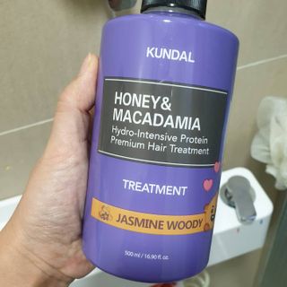쿤달 [KUNDAL 공식] 프리미엄 헤어 케어 스페셜 세트 샴푸 500ml &amp; 트리트먼트 500ml — 5점을 준 리뷰어가 2021년 3월 올린 사용 사진