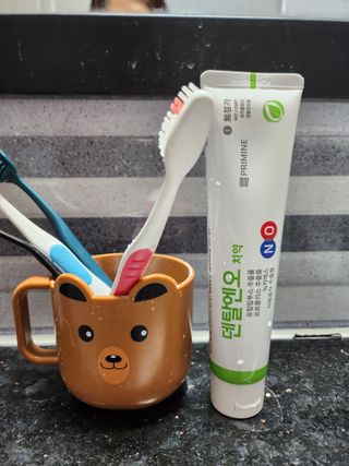 프리마인 유해균 뿐만 아니라 유익균까지 씻어내는 치약은 그만, 건강한 구강환경을 만드는 덴탈엔오 — 5점을 준 리뷰어가 2022년 12월 올린 사용 사진