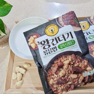 한성기업 무볼레 왕건더기 볶음밥 갈릭스테이크 — 5점을 준 리뷰어가 2021년 10월 올린 사용 사진