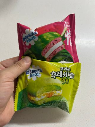 2024 오리온 여름한정판 초코파이 수박 / 후레쉬베리 멜론 / 멜론송이 — 5점을 준 리뷰어가 2024년 8월 올린 사용 사진