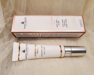 산수시 일루미네이팅 펄 영양 다크서클 스틱 아이 크림 케어 15ml — 4.5점을 준 리뷰어가 2021년 6월 올린 사용 사진