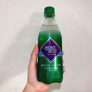 몽베스트 Montbest with Sparkling water Plain 20병 — 5점을 준 리뷰어가 2022년 11월 올린 사용 사진