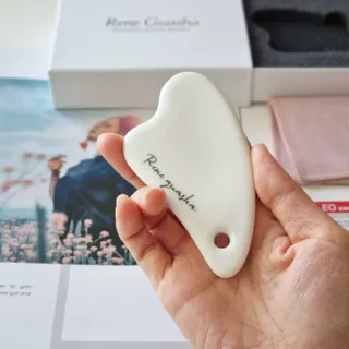 르네 세라믹 페이스 바디 절충형 괄사 — 5점을 준 리뷰어가 2022년 11월 올린 사용 사진