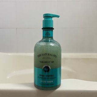 벨먼 내추럴스파 수분광채 스크럽 바디워시 600ml 5종 — 5점을 준 리뷰어가 2022년 5월 올린 사용 사진