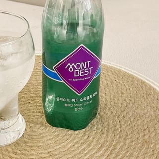 몽베스트 Montbest with Sparkling water Plain 20병 — 5점을 준 리뷰어가 2022년 8월 올린 사용 사진