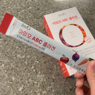 아임오 ABC 콜라겐 젤리 14포 — 5점을 준 리뷰어가 2021년 11월 올린 사용 사진