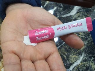 메디포스트 모비타 미쓰리 글루타치온 30포 — 5점을 준 리뷰어가 2023년 1월 올린 사용 사진