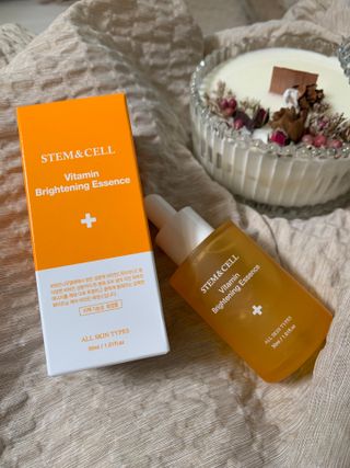 체르엠 스템앤셀 비타민 브라이트닝 에센스 30ml 1개 — 5점을 준 리뷰어가 2021년 9월 올린 사용 사진