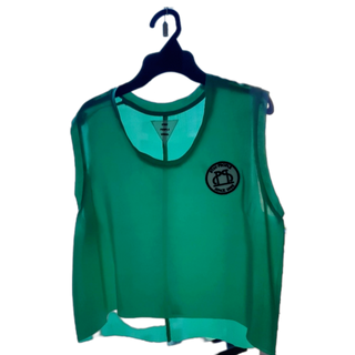 [스테이피플] SILKY SLEEVELESS LOGO TOP — 5점을 준 리뷰어가 2022년 6월 올린 사용 사진