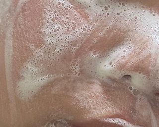 스킨1004 [SKIN1004] 마다가스카르 센텔라 앰플 폼 125ml — 3.5점을 준 리뷰어가 2024년 9월 올린 사용 사진