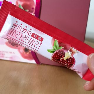 헬스업_쁘띠쁘띠석류콜라겐젤리_20g x 14포 — 3점을 준 리뷰어가 2021년 3월 올린 사용 사진