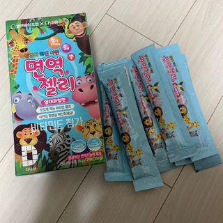 다나음 셀렌에 빠진 아연면역젤리 열대과일맛+사과맛 — 4.5점을 준 리뷰어가 2021년 3월 올린 사용 사진