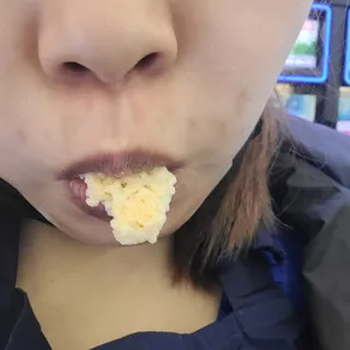 미즈꼬레아 치즈맛 누룽지크리스피 — 5점을 준 리뷰어가 2022년 1월 올린 사용 사진
