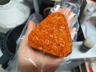 삼양냉동 [삼양] 불닭참치마요구운주먹밥+불닭볶음김치구운주먹밥 2세트구성 — 5점을 준 리뷰어가 2021년 2월 올린 사용 사진