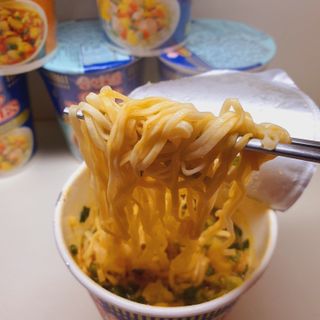 NISSIN 닛신 컵누들  4종 - 씨푸드오리지날, 씨푸드 스파이시, 씨푸드 커리, 씨푸드 XO소스 — 4점을 준 리뷰어가 2021년 11월 올린 사용 사진