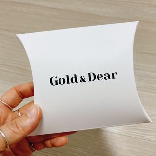 [골드앤디어]14k 미니 스틱 바 귀걸이_3color — 4.5점을 준 리뷰어가 2021년 7월 올린 사용 사진