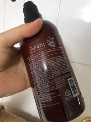 아미니 플라워테라피 바디로션  500ml 시리즈 — 3.5점을 준 리뷰어가 2021년 1월 올린 사용 사진