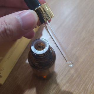 스킨큐어 산다화 비타민c 화이트닝 에센스 30ml — 4점을 준 리뷰어가 2022년 3월 올린 사용 사진