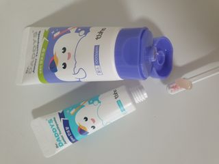 닥터데디스 안심불소 튼튼치약(청포도, 민트 중 택 1) 60g + 여행용 미니 치약 15g — 5점을 준 리뷰어가 2022년 7월 올린 사용 사진