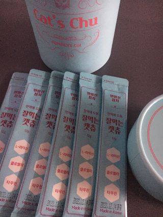 페페로니 잘 먹는 캣츄 - 원양선 참치 24개입 — 5점을 준 리뷰어가 2021년 7월 올린 사용 사진
