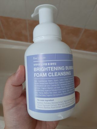 약손명가코스메틱 에오스보떼 브라이트닝 버블 폼 클렌징 300ml — 5점을 준 리뷰어가 2021년 12월 올린 사용 사진