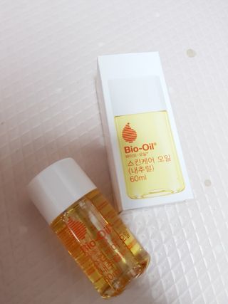 바이오오일 [바이오-오일] 스킨케어 오일 내추럴 60ml — 5점을 준 리뷰어가 2021년 5월 올린 사용 사진
