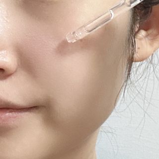 에센느 닥터 멜라닌 화이트닝 앰플 — 5점을 준 리뷰어가 2023년 5월 올린 사용 사진