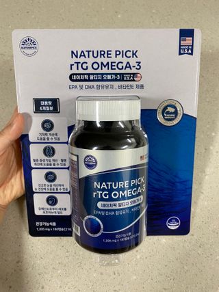 서울약사신협 네이처픽_알티지오메가3_1,205mg x 180캡슐 — 5점을 준 리뷰어가 2021년 9월 올린 사용 사진