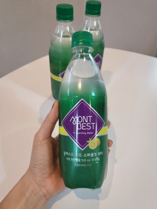 몽베스트 Montbest with Sparkling water Lemon OR Lime 20병(랜덤) — 5점을 준 리뷰어가 2022년 12월 올린 사용 사진