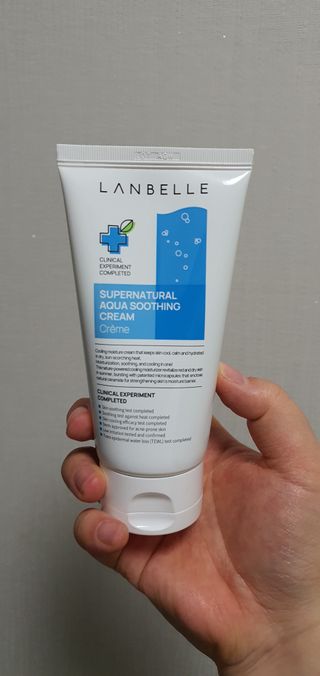 랑벨 수퍼내츄럴 아쿠아 수딩 크림 100ml — 5점을 준 리뷰어가 2022년 4월 올린 사용 사진