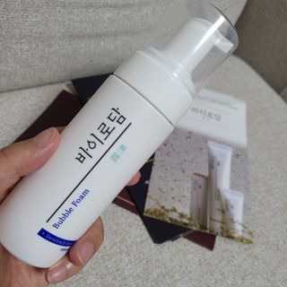 [바이로담] 저자극 약산성버블 폼 폼클렌징 150ml — 5점을 준 리뷰어가 2021년 3월 올린 사용 사진
